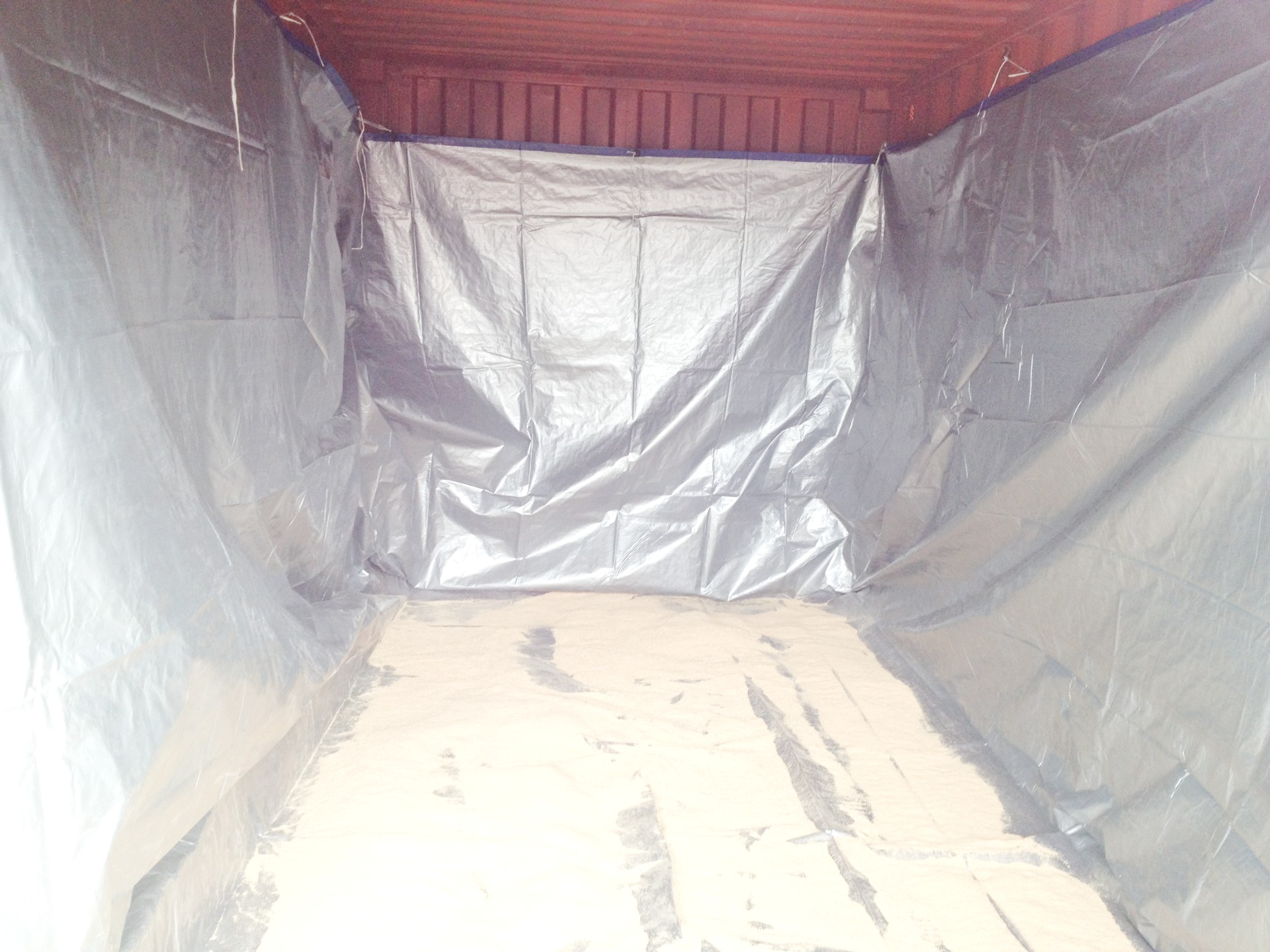 container liners with sawdust